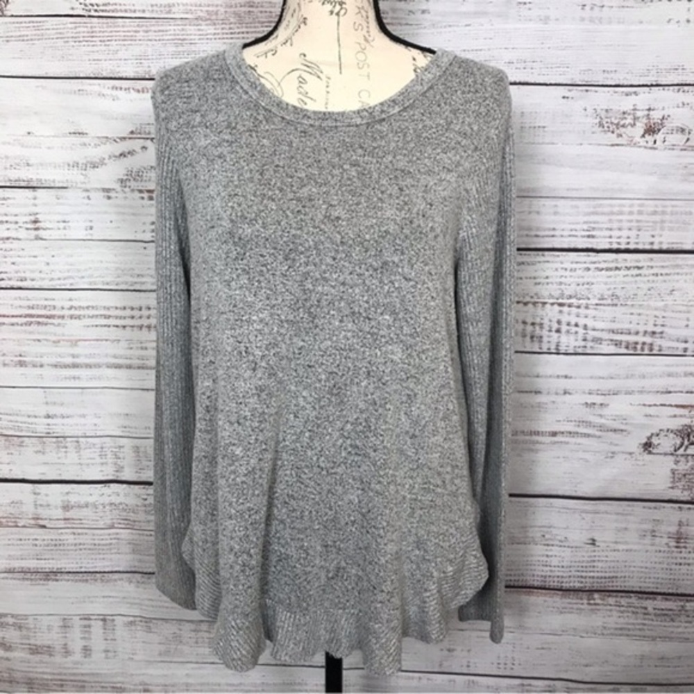 Lulus Heathered Gray Long Sleeve Ruffle Hem Knit Pullover Sweater‎ Top Size S